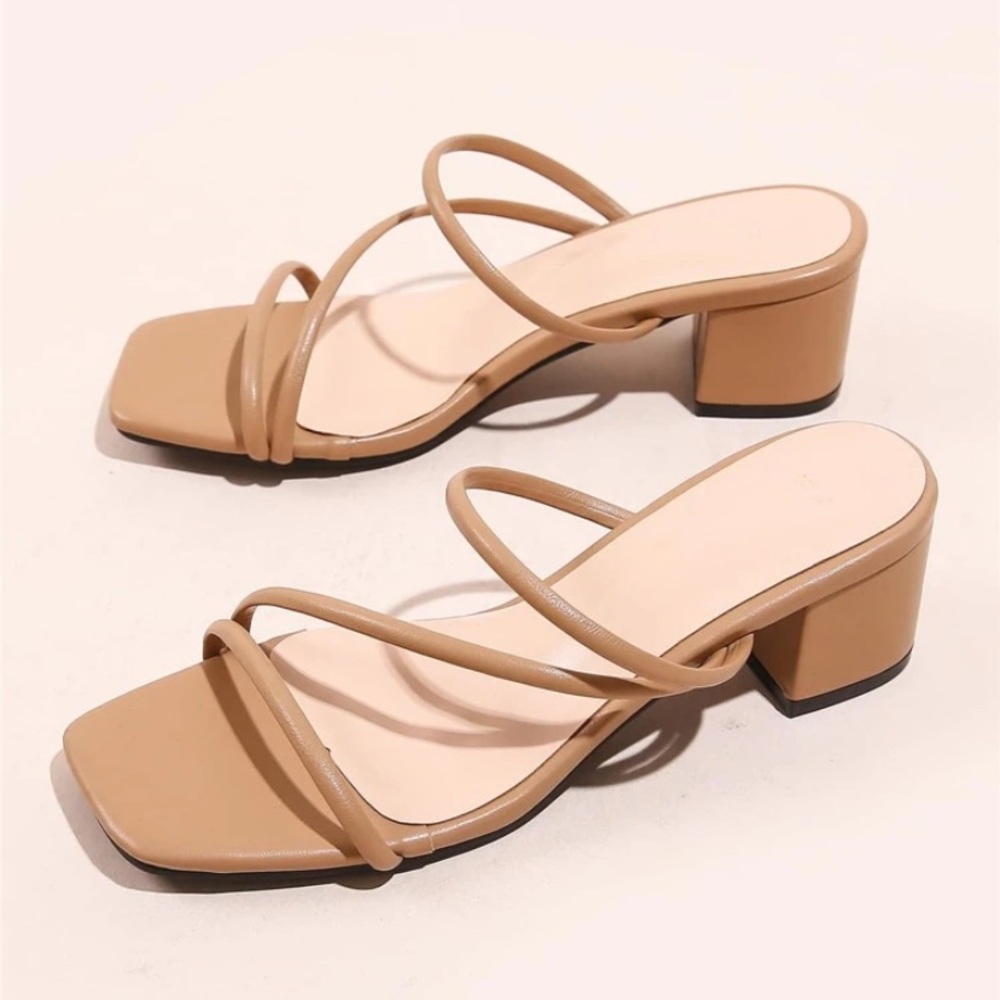 TAN STRAPPY MULE